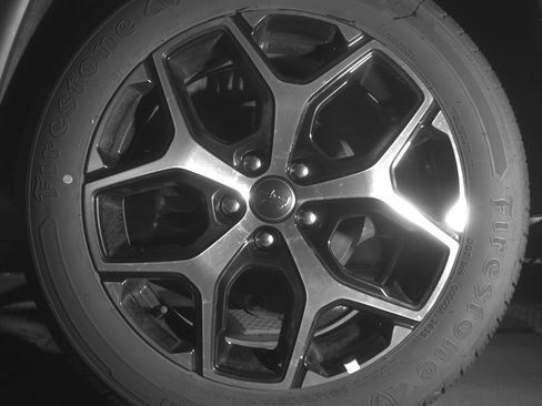 Used 2025 Jeep Compass Limited image 14