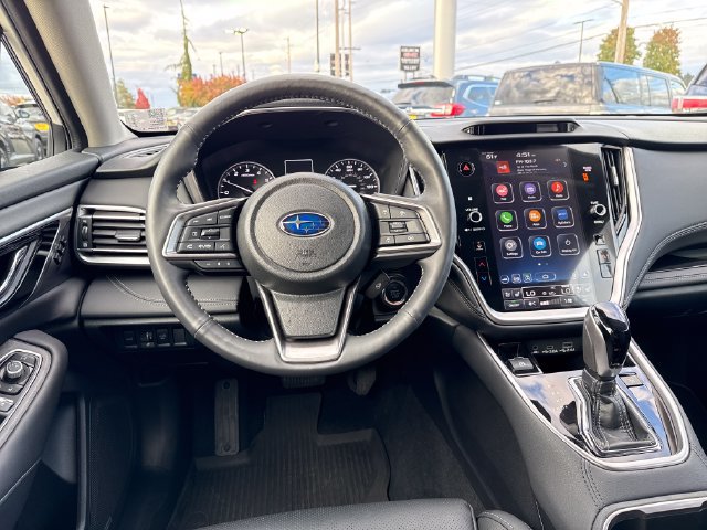 Used 2025 Subaru Outback Touring AWD/4WD image 17