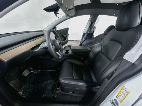 Used 2022 Tesla Model Y Long Range AWD/4WD image 16