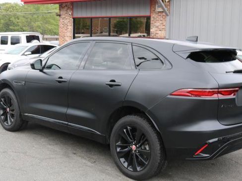 Used 2023 Jaguar F-PACE S AWD/4WD image 6