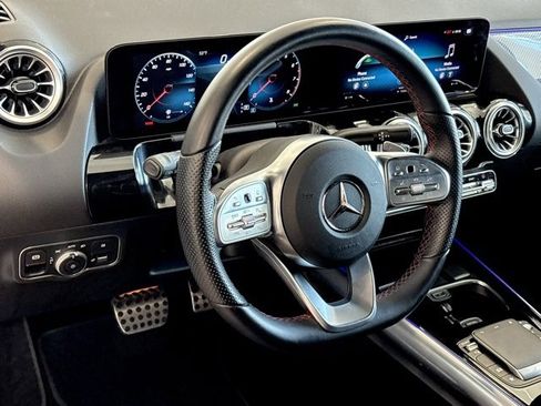 Used 2022 Mercedes-Benz GLA 250 image 11