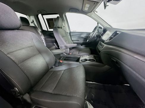 Used 2023 Honda Ridgeline Sport image 12