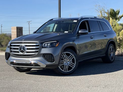 New 2026 Mercedes-Benz GLS 450 4MATIC image 2