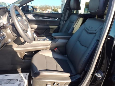 Used 2024 Cadillac XT5 Premium Luxury w/ Technology Package image 21