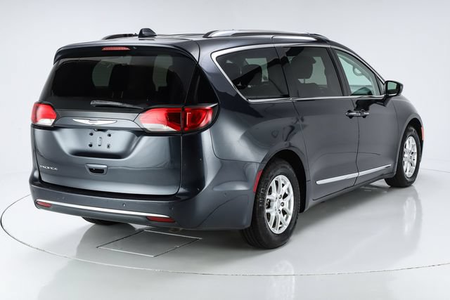 Used 2020 Chrysler Pacifica Touring-L w/ Advanced Safetytec Group FWD image 12