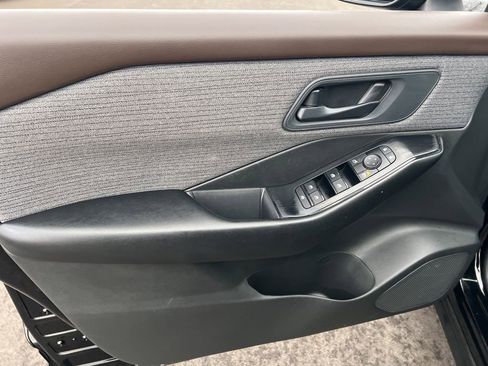 Certified 2023 Nissan Rogue S image 7