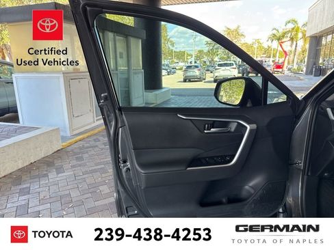 Certified 2025 Toyota RAV4 XLE w/ Convenience Package image 19