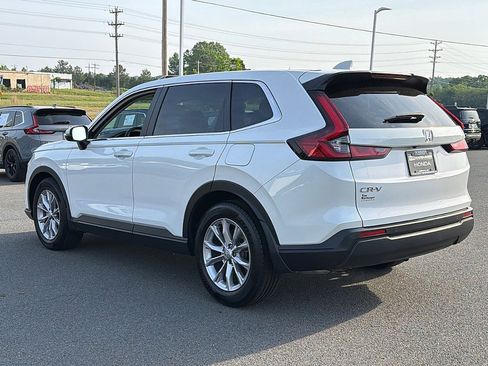 Used 2024 Honda CR-V EX-L image 4