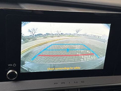 Certified 2025 Toyota Prius LE image 22