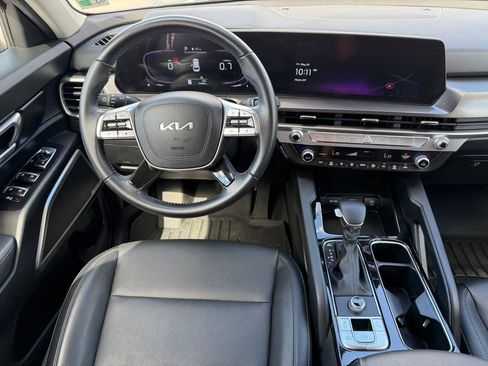 Used 2023 Kia Telluride LX FWD image 15