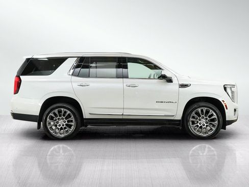 Used 2025 GMC Yukon Denali w/ Sun & Power Step Package AWD/4WD image 6