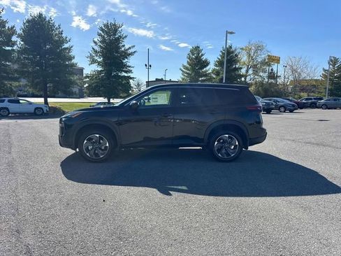 New 2026 Nissan Rogue SV w/ Cold Weather Package image 7