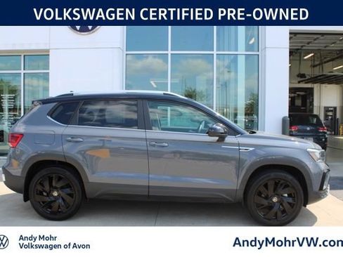 Used 2024 Volkswagen Taos SE AWD/4WD image 5
