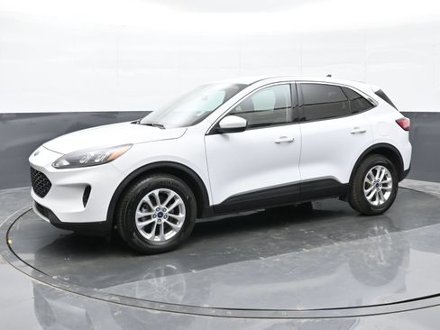 Used 2020 Ford Escape SE AWD/4WD image 8