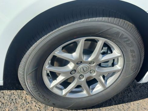 New 2026 Chrysler Voyager LX image 9