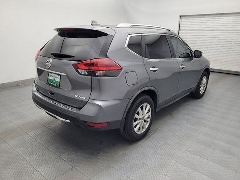 Used 2018 Nissan Rogue SV AWD/4WD image 9