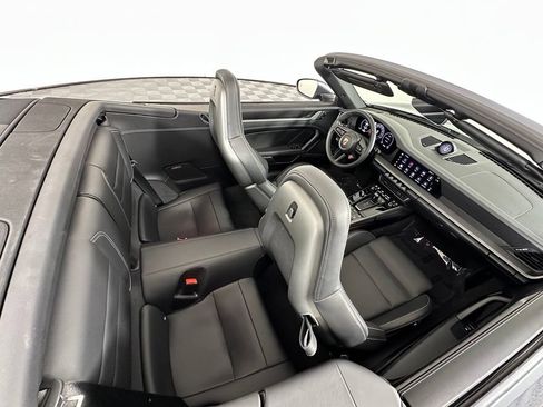 Certified 2025 Porsche 911 Carrera RWD image 13