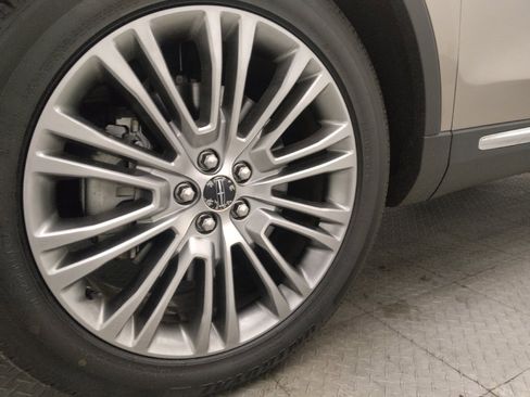 Used 2018 Lincoln MKX Reserve image 31