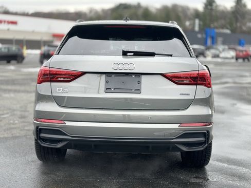 Certified 2025 Audi Q3 2.0T Premium w/ Convenience Package image 5