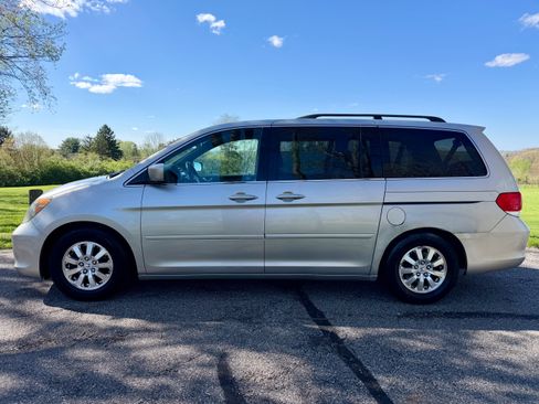 Used 2009 Honda Odyssey EX image 2