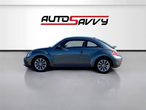 Used 2018 Volkswagen Beetle 2.0T Coast image 4