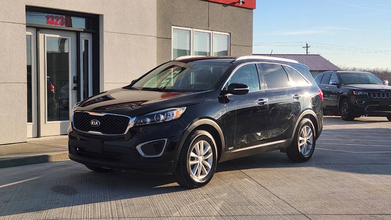 Used 2017 Kia Sorento AWD image 21
