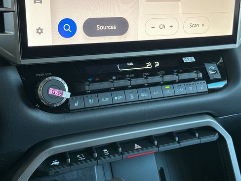 New 2026 Toyota Sequoia Platinum AWD/4WD image 20