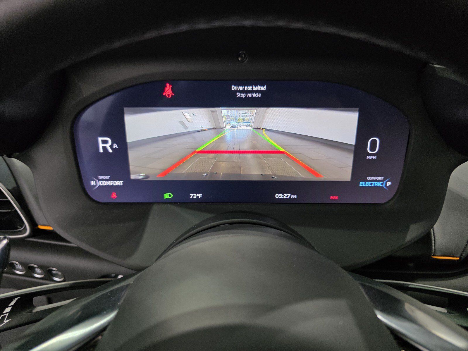 Used 2025 McLaren Artura RWD image 11