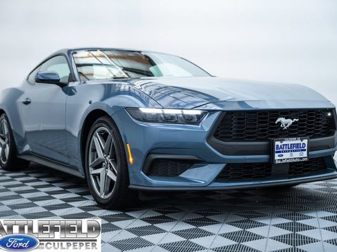 Used 2026 Ford Mustang Premium RWD image 1