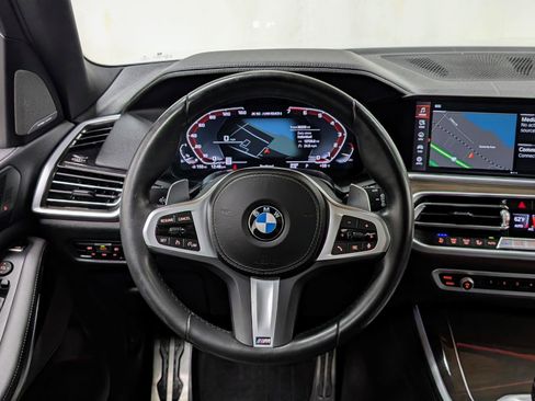 Used 2022 BMW X5 M50i w/ Premium Package image 35