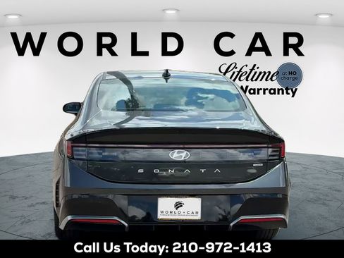 Used 2025 Hyundai Sonata SEL FWD image 4