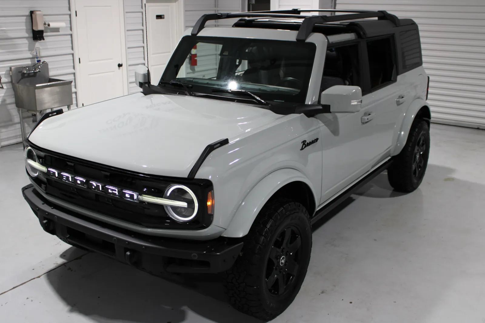 Used 2022 Ford Bronco Outer Banks AWD/4WD image 48