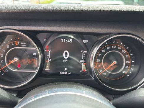 Used 2023 Jeep Gladiator Mojave w/ Trailer Tow Package AWD/4WD image 44