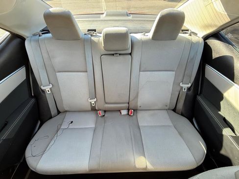 Used 2016 Toyota Corolla LE image 15