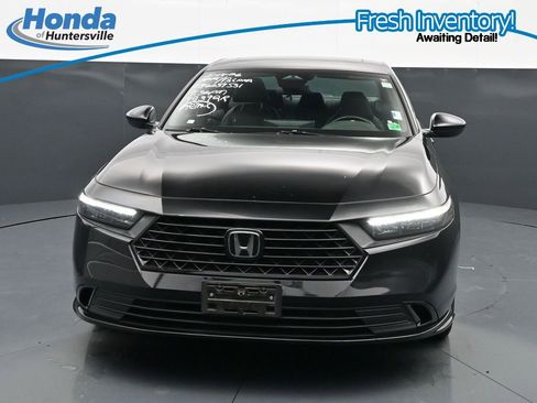 Used 2023 Honda Accord Sport image 3