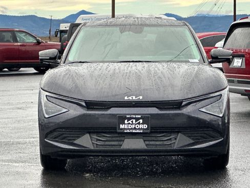 New 2025 Kia EV6 Light image 10