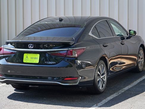 Used 2021 Lexus ES 300h w/ Accessory Package 2 FWD image 46