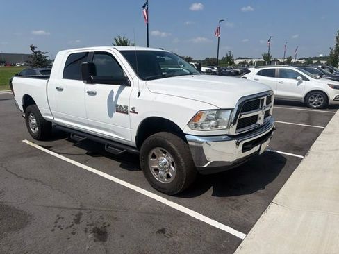 Used 2015 RAM 2500 SLT AWD/4WD image 9