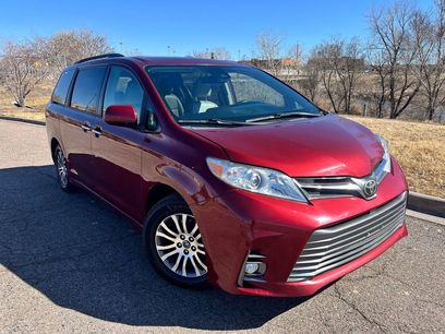 Used 2018 Toyota Sienna XLE