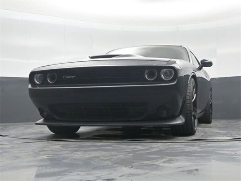 Used 2018 Dodge Challenger T/A image 44