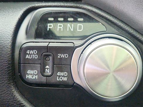 Used 2020 RAM 1500 Laramie w/ Night Edition image 42