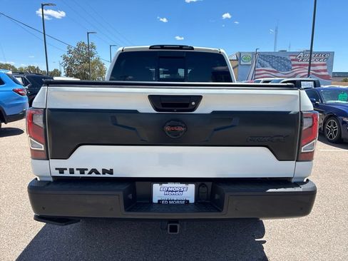 Used 2020 Nissan Titan PRO-4X w/ Pro-4x Utility Package AWD/4WD image 4