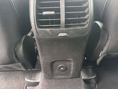 Used 2023 Ford Escape Active image 11