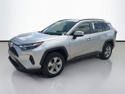 Used 2024 Toyota RAV4 XLE image 7