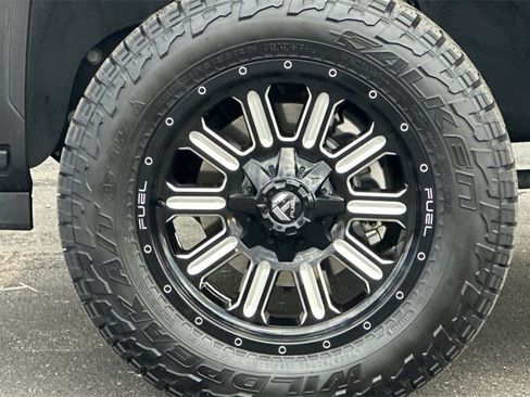 Used 2024 GMC Sierra 2500 Denali Ultimate image 28