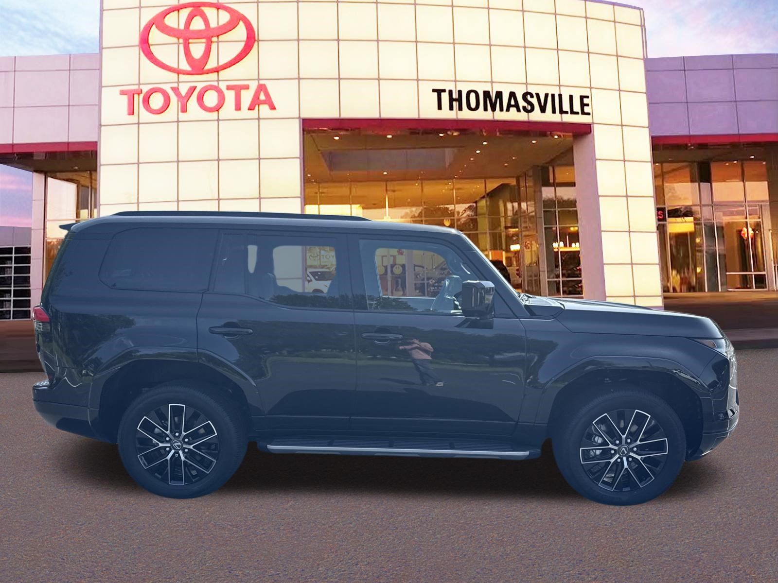 Used 2026 Lexus GX 550 w/ Cold Area Package AWD/4WD image 4