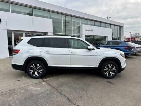 New 2026 Volkswagen Atlas SE image 8