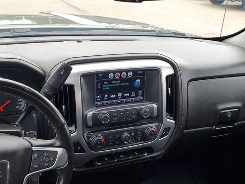 Used 2018 GMC Sierra 1500 SLE w/ SLE Value Package AWD/4WD image 28