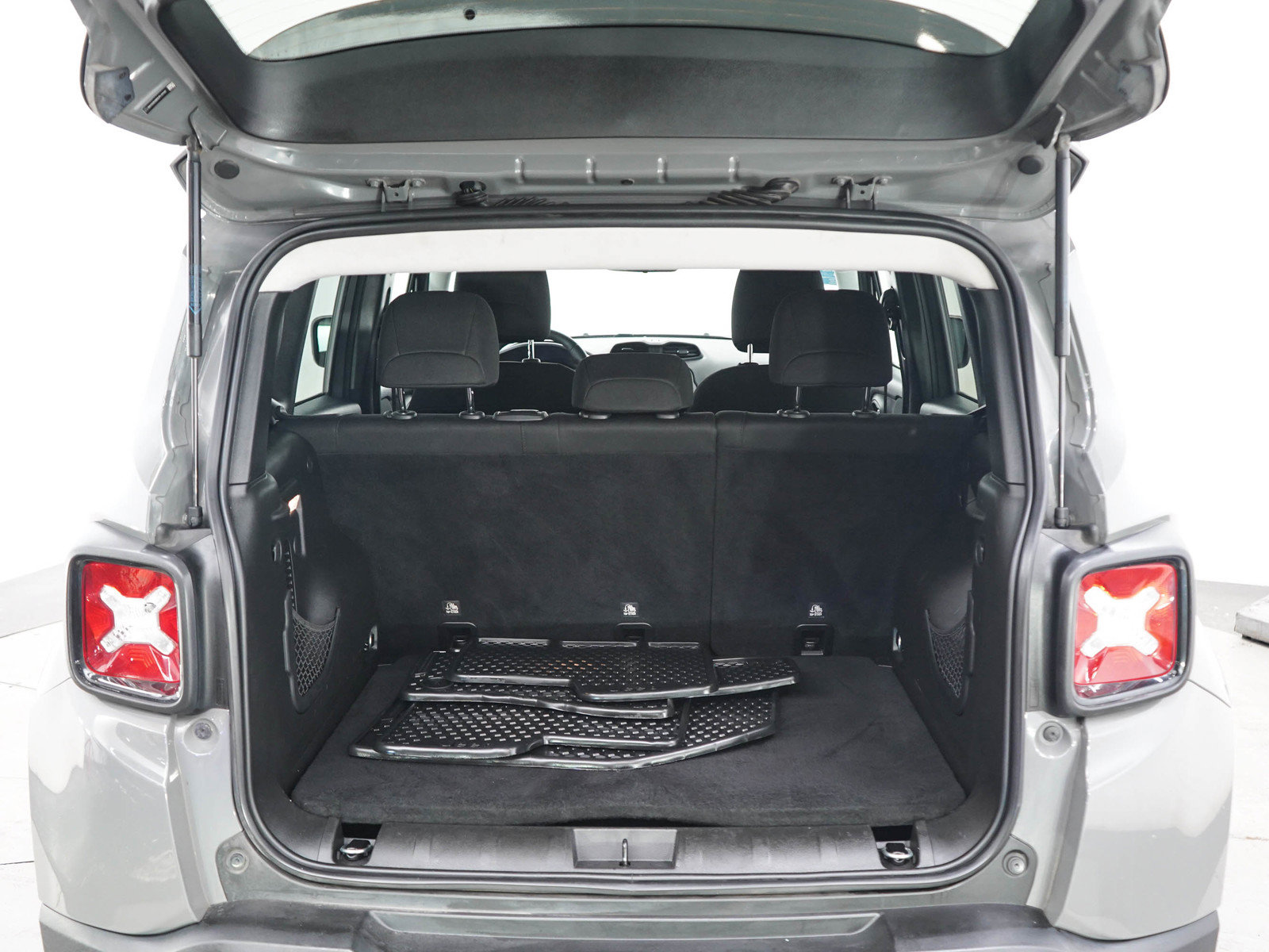 Used 2020 Jeep Renegade Sport AWD/4WD image 16