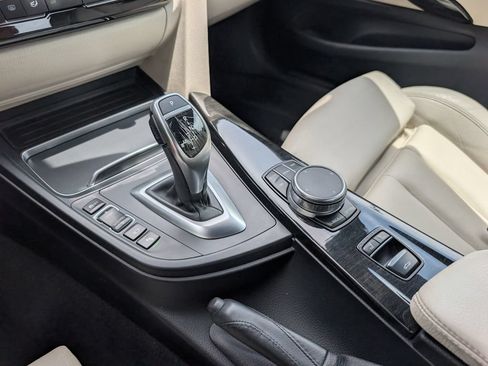 Used 2018 BMW 440i Convertible RWD image 19